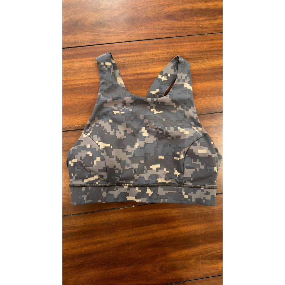 Lululemon Energy Bra High Neck Grey Digital Camo Sports Bra Size 6 W2BN7S